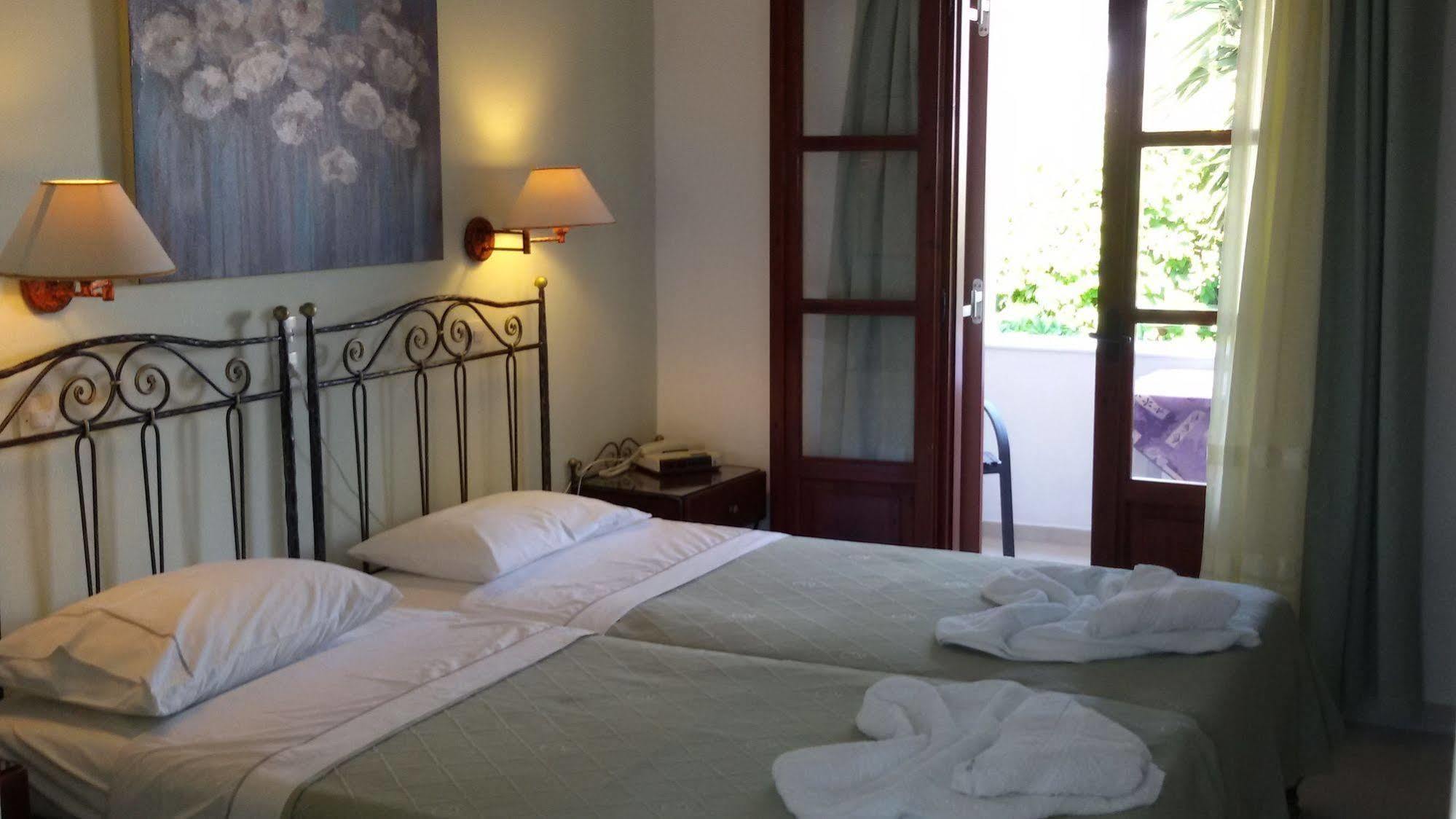 Sunset Studios And Apartments For Adults Over 21 Only Naousa  Exterior photo